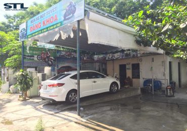 nghi luc phi thuong cua chang trai khuyet tat vuon len tu nghe rua xe