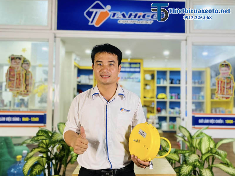 Cuộn dây hơi tự rút cho tiệm rửa xe máy 21 cuon-day-hoi-tu-rut-cho-tiem-rua-xe-may-5