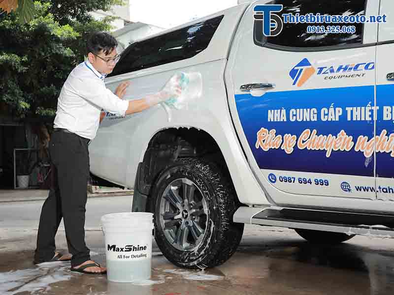 Miếng bọt biển rửa xe hút chân không 18 mieng-bot-bien-rua-xe-hut-chan-khong-3