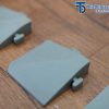 Tấm góc nối giữa các thanh dốc và tấm lót sàn 8 tam-goc-noi-giua-cac-thanh-doc-va-tam-lot-san-4