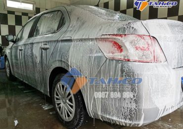 Giá thành là một trong những yếu tố khiến nhiều khách hàng lựa chọn dung dịch rửa xe Ventek